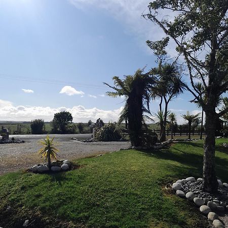 Sunset Accommodation Westport Exterior foto